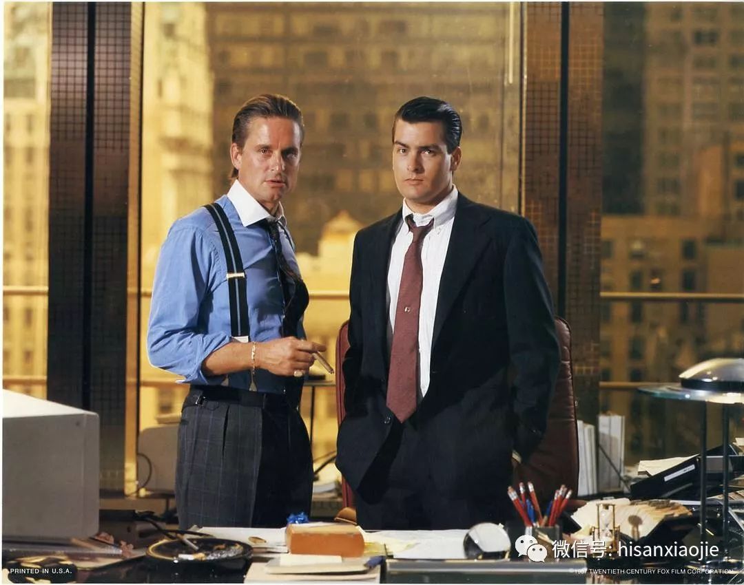 长袖衬衫怎么把袖子挽起来好看,长袖衬衫怎么挽起来