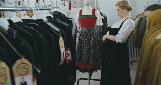 最适合躲在被子里看的电影,适合躲在被子里面看的电影