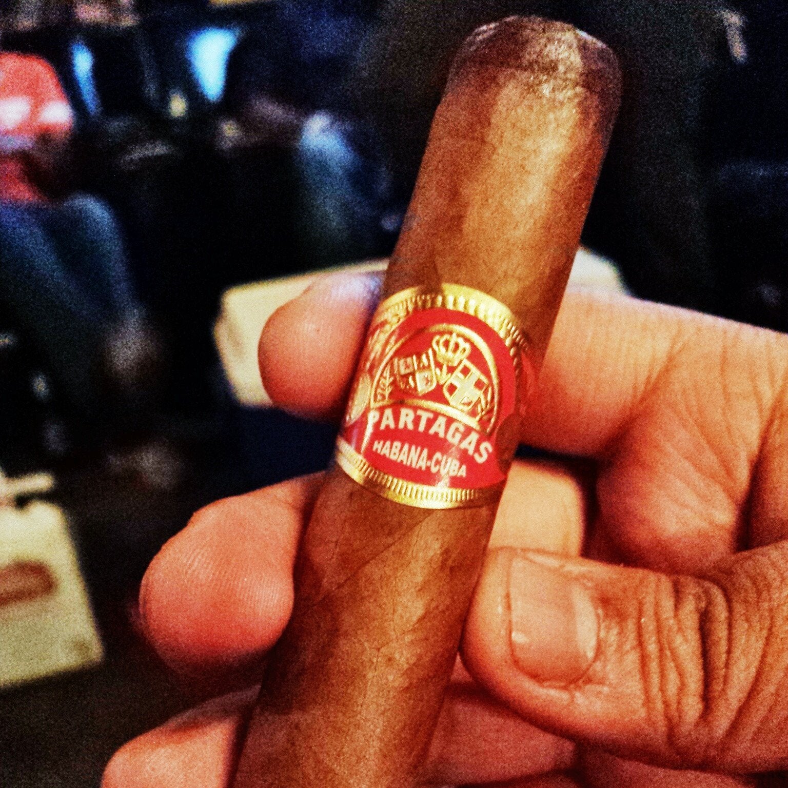 乔丹抽400美元雪茄,乔丹最爱抽的雪茄