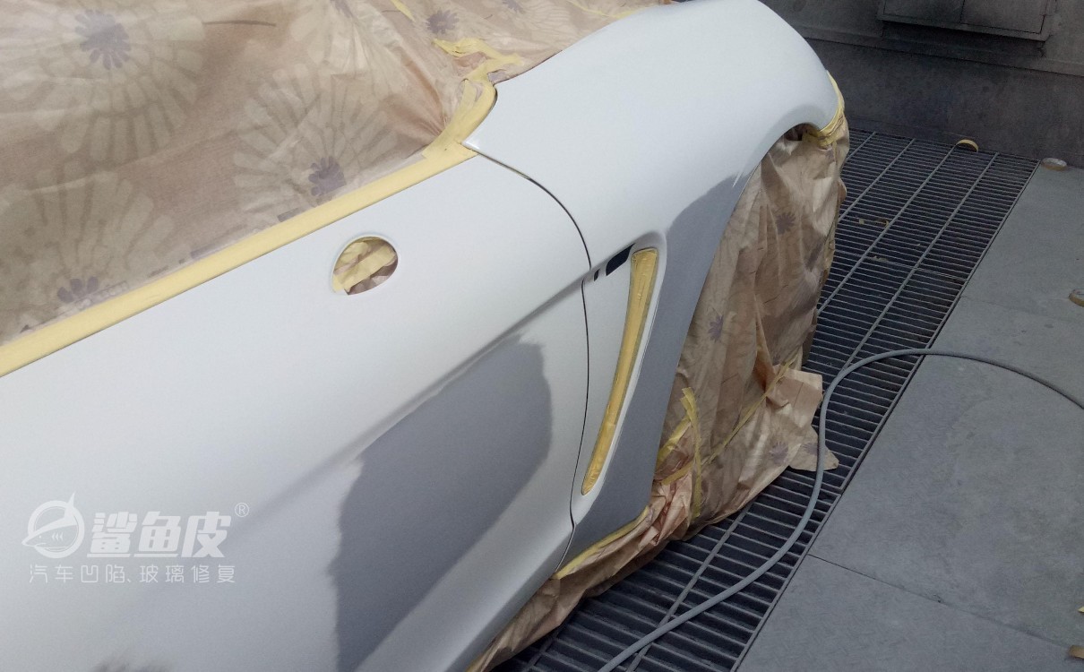 汽车开门磕碰的凹陷该如何处理,汽车车门有凹陷怎么处理