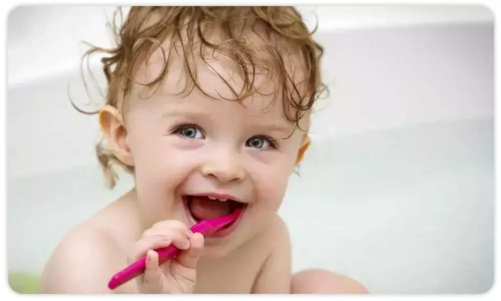 网红爆款牙刷不掉毛,儿童万毛牙刷和软毛牙刷哪款更好