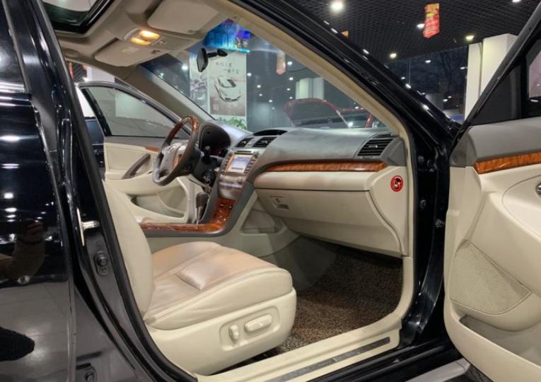 顶配凯美瑞都有哪些配置,24款凯美瑞的最低配有哪些配置