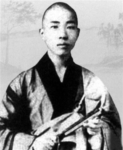 这位民国情僧，与多位女子生死之恋，很多诗被传颂至今