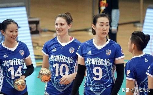 美国主帅抛弃35岁老将！基拉里首谈接应人选，上海外援也被淘汰