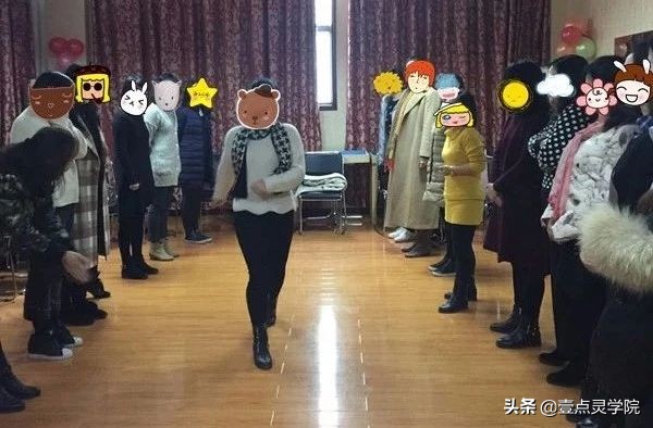 家庭治疗用系统不同的角度来理解家庭和家庭成员4-7月分享