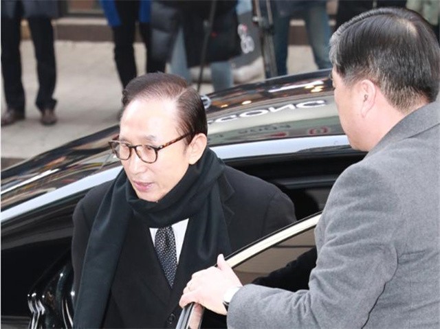 韩国前总统李明博出狱,韩国前总统李明博被判17年