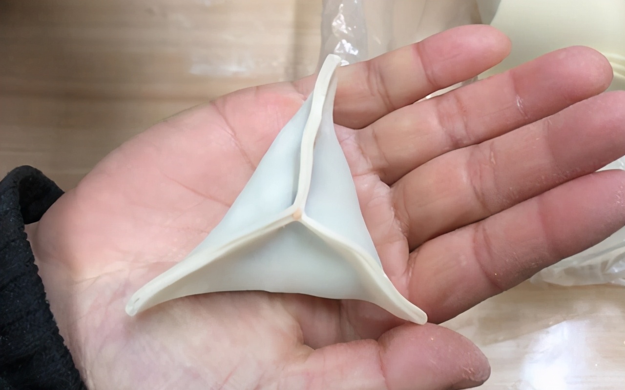 双色花样水饺包法,不会包饺子饺子怎么包才好看