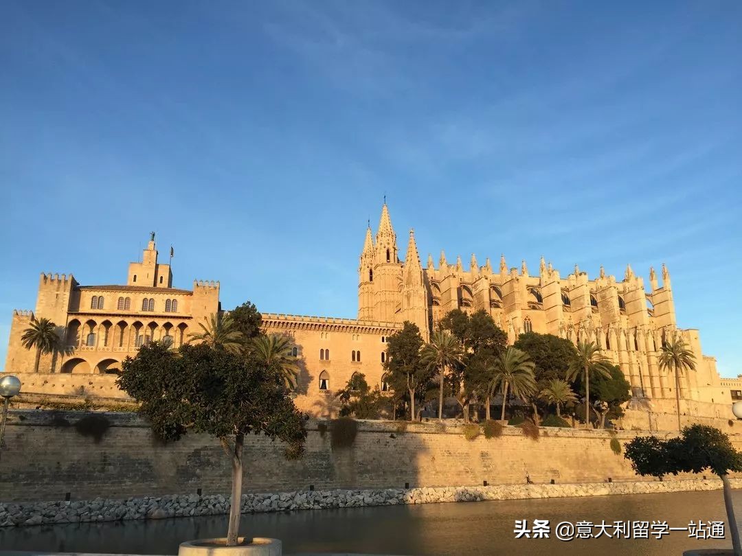 森淼学习意大利语有哪些校区,森淼意大利学校