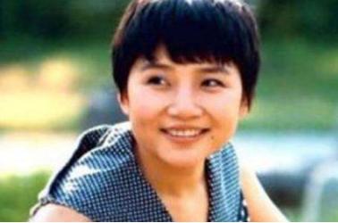 她曾是华语歌坛的顶峰,在事业巅峰期出家为尼,如今过得怎样?