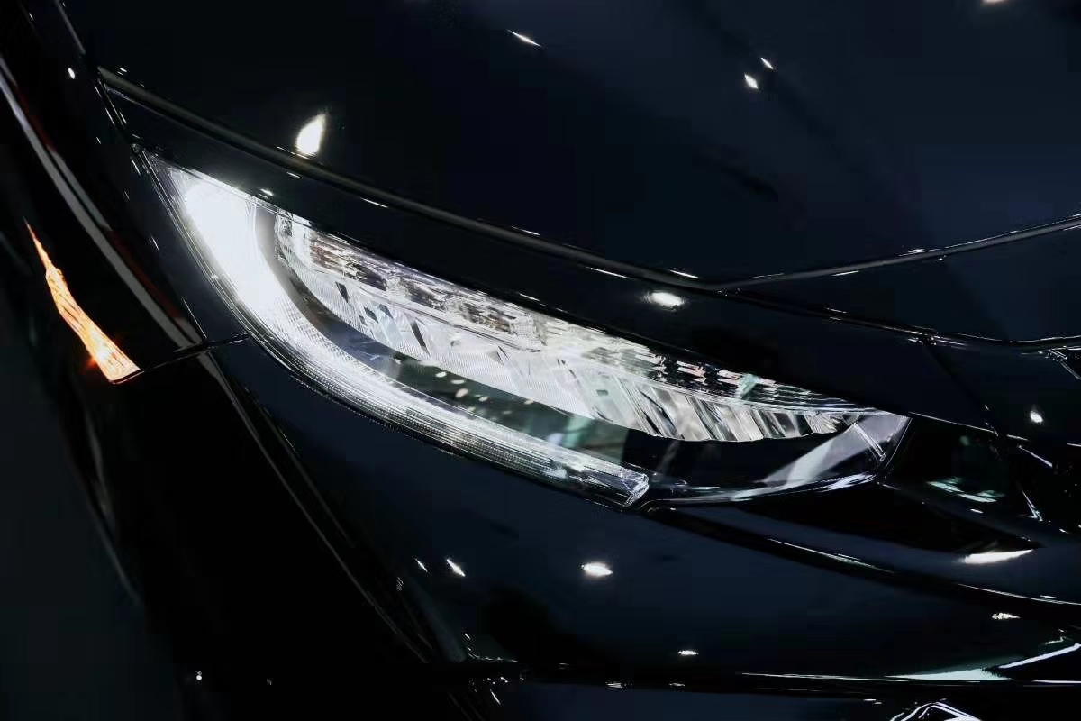 十代思域两厢版帅气视频,十代思域两厢版哪个颜色好看