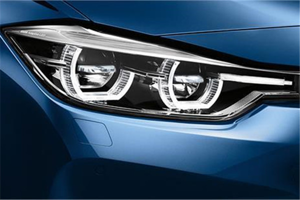 led变光灯实用吗,全新led和全新卤素大灯对比