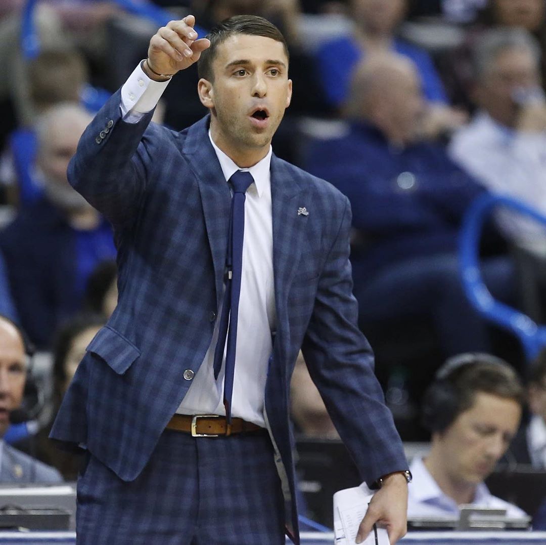 蕾哈娜和詹姆斯破纪录,詹姆斯休战浓眉40分