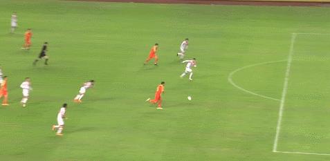 单刀射门抡空+传接球频失误，冲东京奥运，国奥让人看不到希望