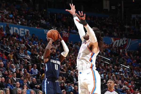 四星空砍60+20！亚历山大眼眶含泪，保罗情绪失控，科比你太狠心