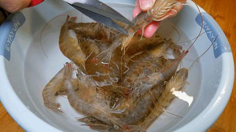 油焖大虾最正宗的做法最简单,油焖大虾正确做法调料