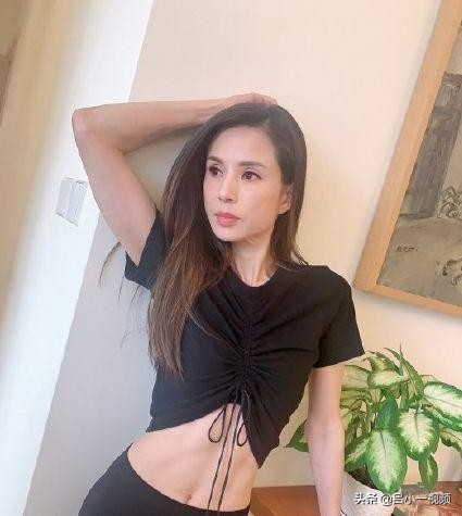 最美小龙女李若彤近况曝光,李若彤马甲线小龙女