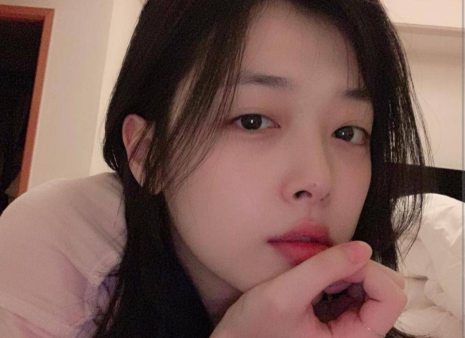 蜜桃少女真人照片,蜜桃女孩抖音视频