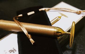 小米有品出“天山童姥”?镀黄金,分均震感8000次,老公:倍有面