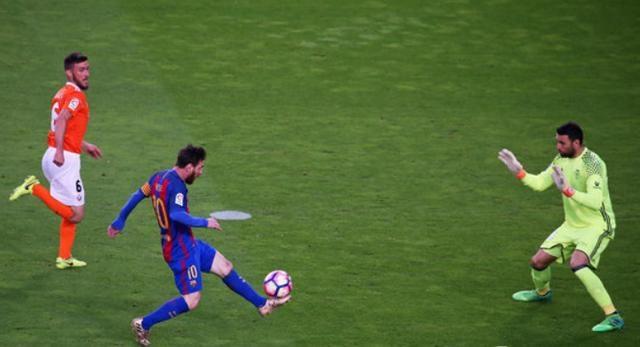 如何阻挡球员进攻,如何阻止梅西