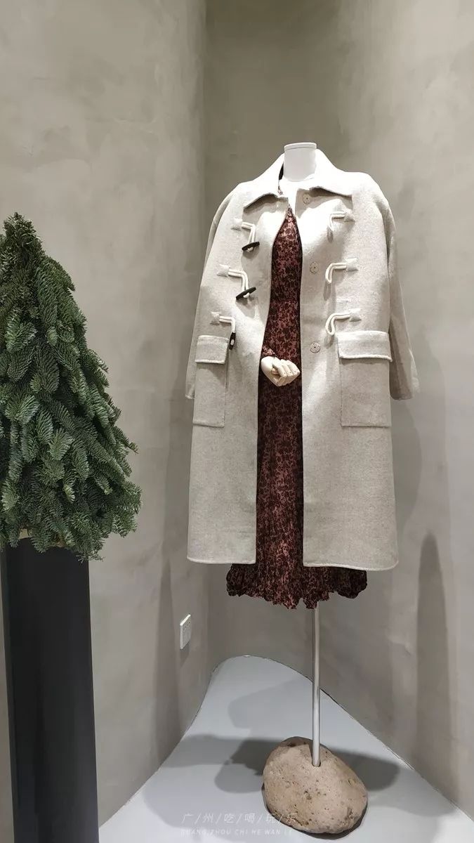 韩国东大门服装批发有几个大楼,广州韩国东大门服装批发拿货