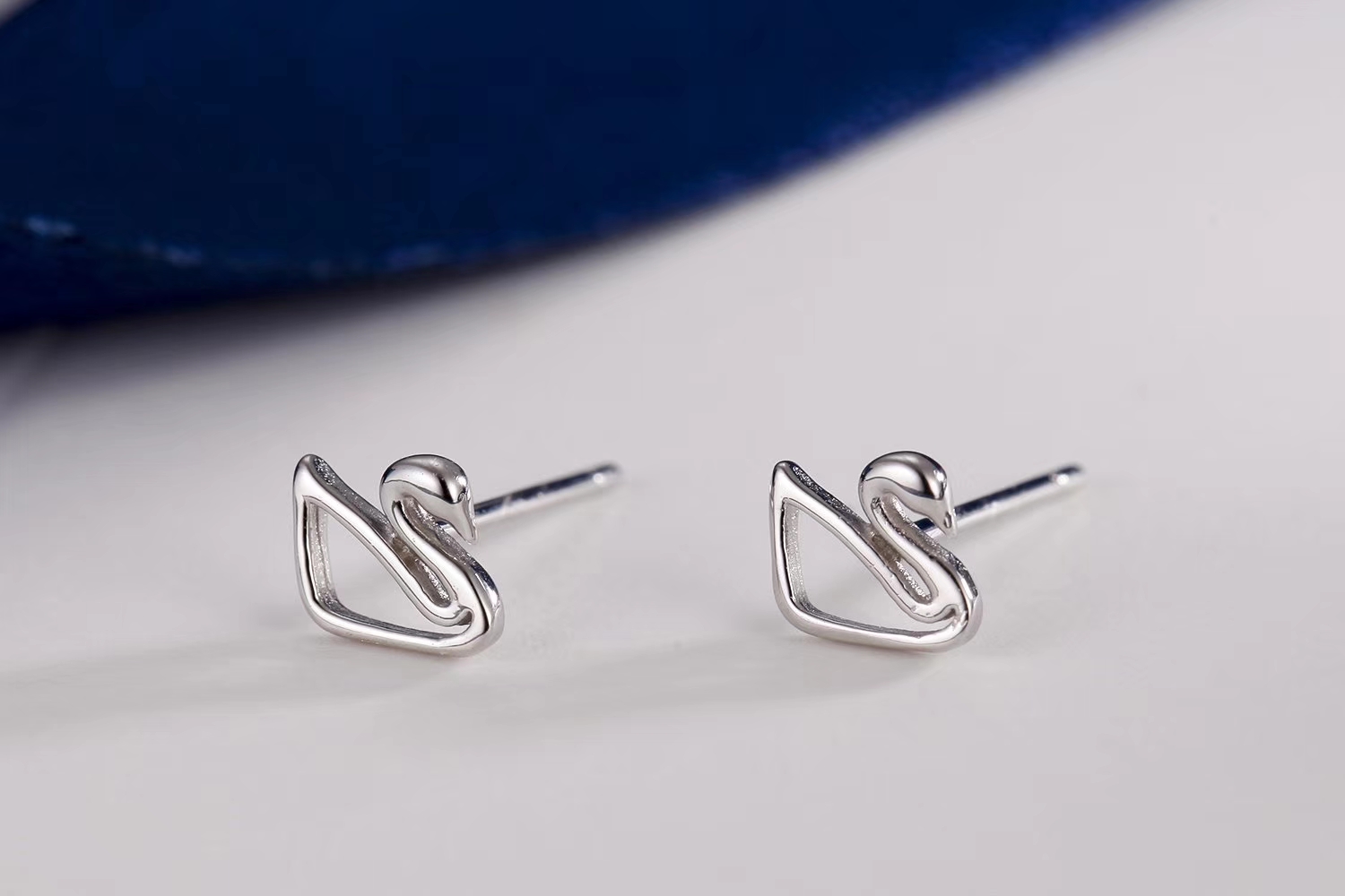 把银饰变亮的最好方法不伤害银饰,银饰变白了怎么洗掉