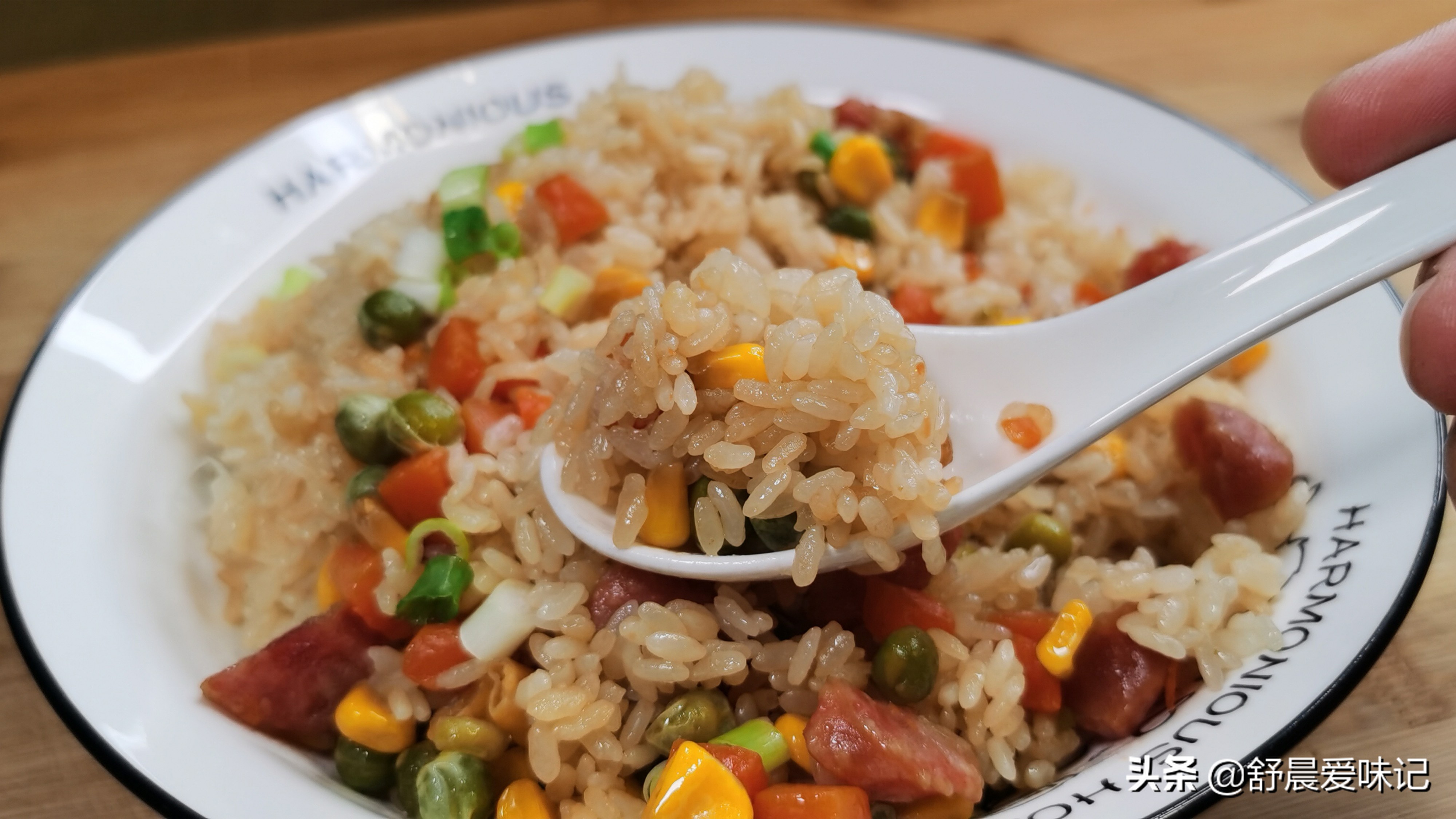 电饭锅焖饭最简单做法,电饭锅懒人焖饭最好吃做法
