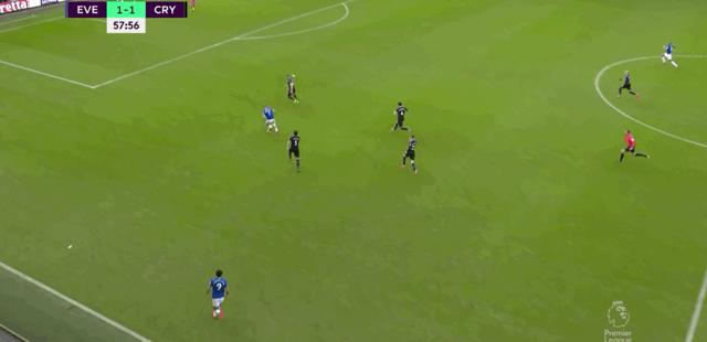 442打法思路,专业分析安切洛蒂执教埃弗顿战术