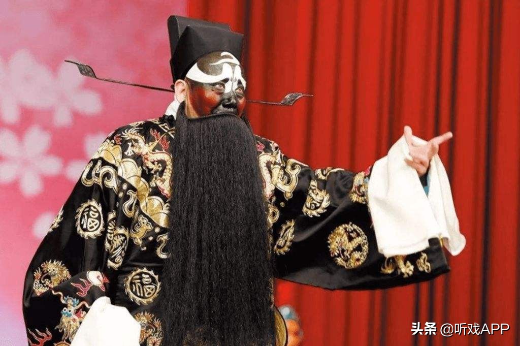 作为国粹的京剧，究竟“粹”在哪里？衰弱的原因是什么？