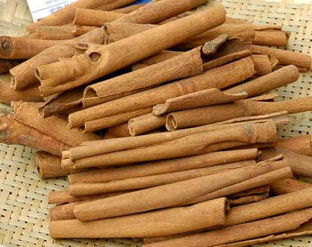 揭秘34种常用香料的名称与用途,15种常见香料正确用法收藏起来吧