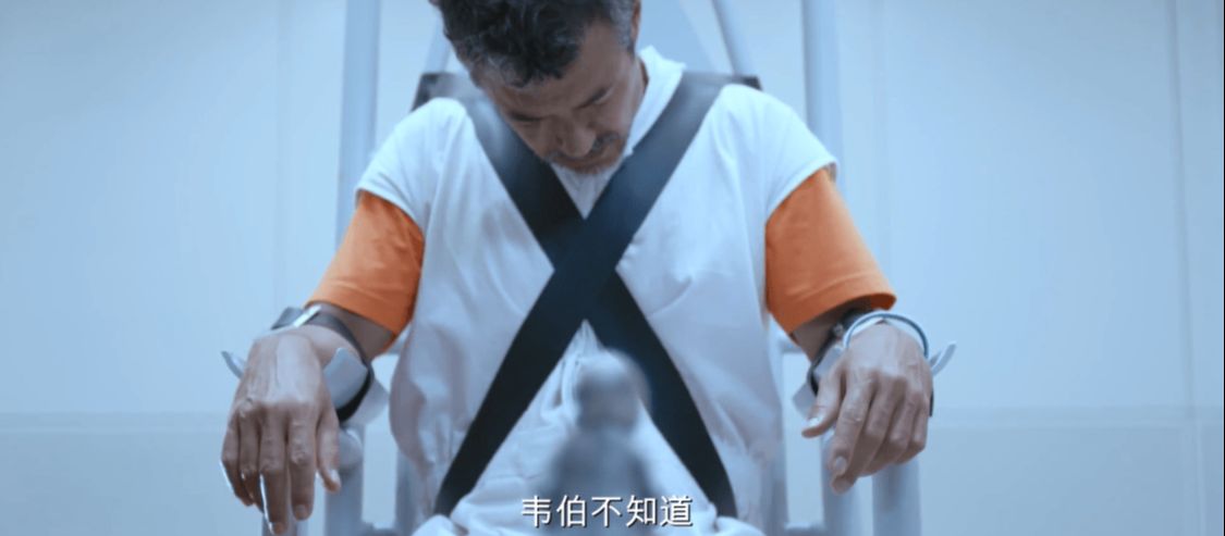 63岁苗侨伟依旧帅气，新剧收视率直达2.2亿！演技“吊打”男主