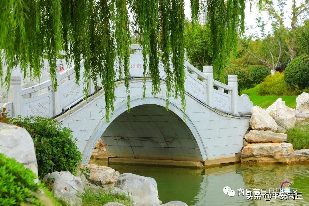 商丘日月湖景区初冬美景惹人醉,商丘市日月湖风景视频