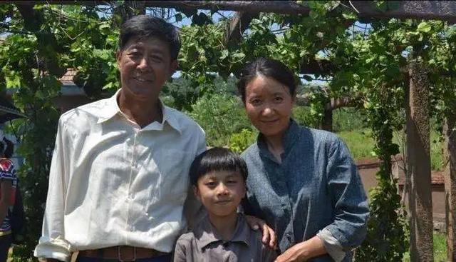 一个演员演绎部剧有多少钱,潘粤明拍电视剧多少钱