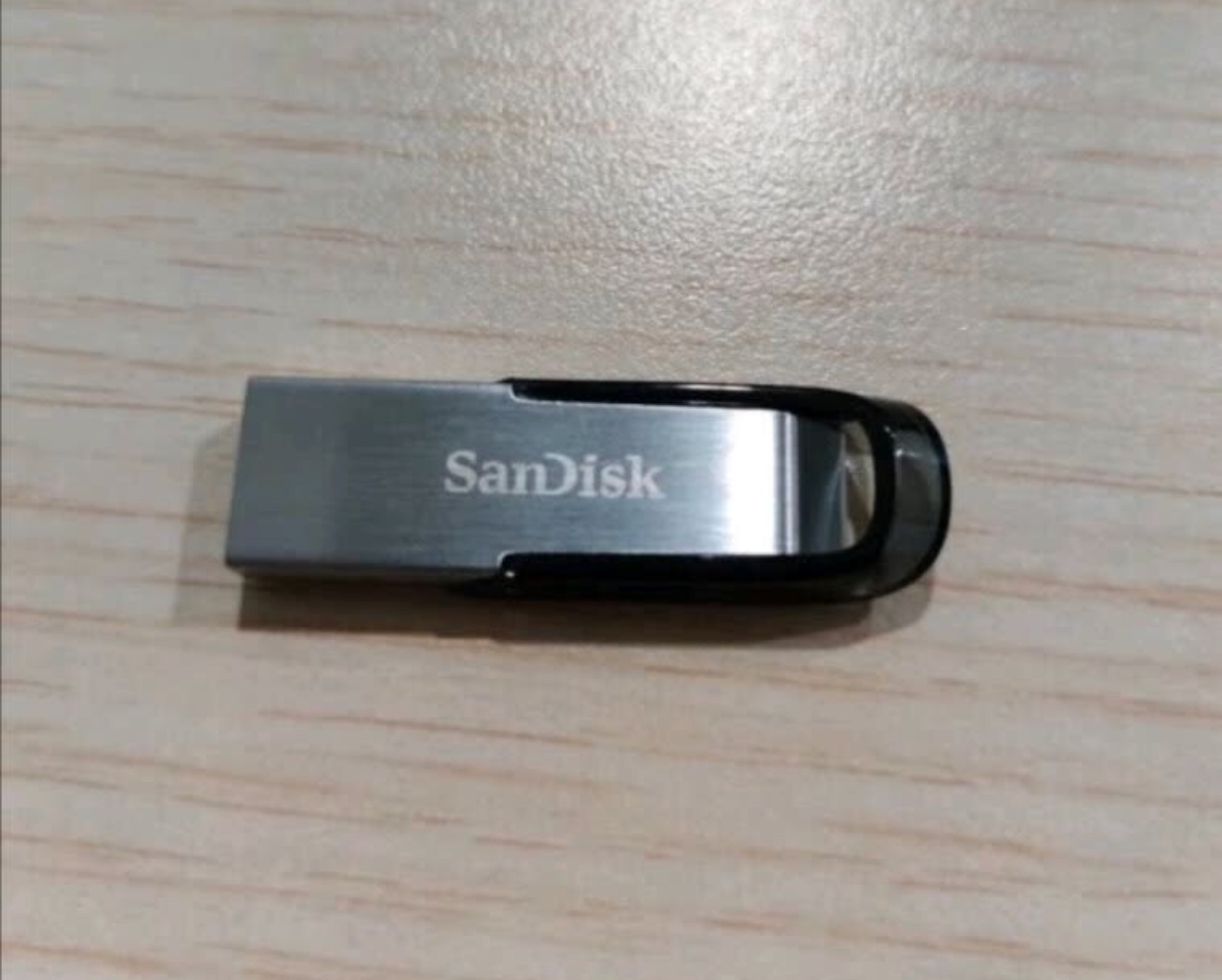 闪迪高速加密u盘测评,闪迪u盘金属外壳的优缺点