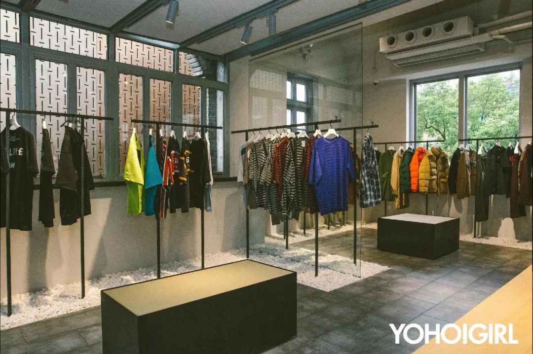 逛日本女装品牌专柜,逛逛街女装