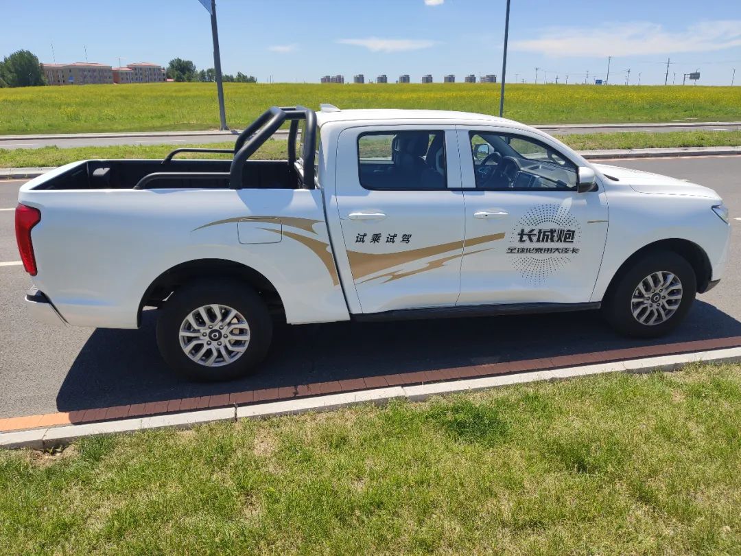 2.0T柴油发动机很猛、商用版长城炮两天实测，优势不仅在价格