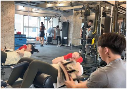 金靖为瘦腹太狠了,仰卧起坐配合腹部重击,真的需要这样吗?