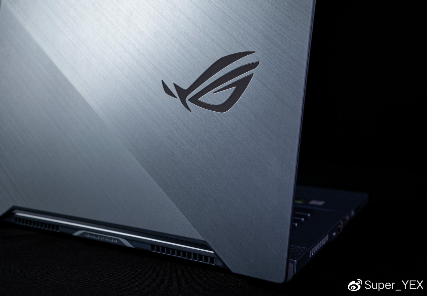 聊一款超高性价比的新品轻薄本,聊一款全新升级的轻薄游戏本