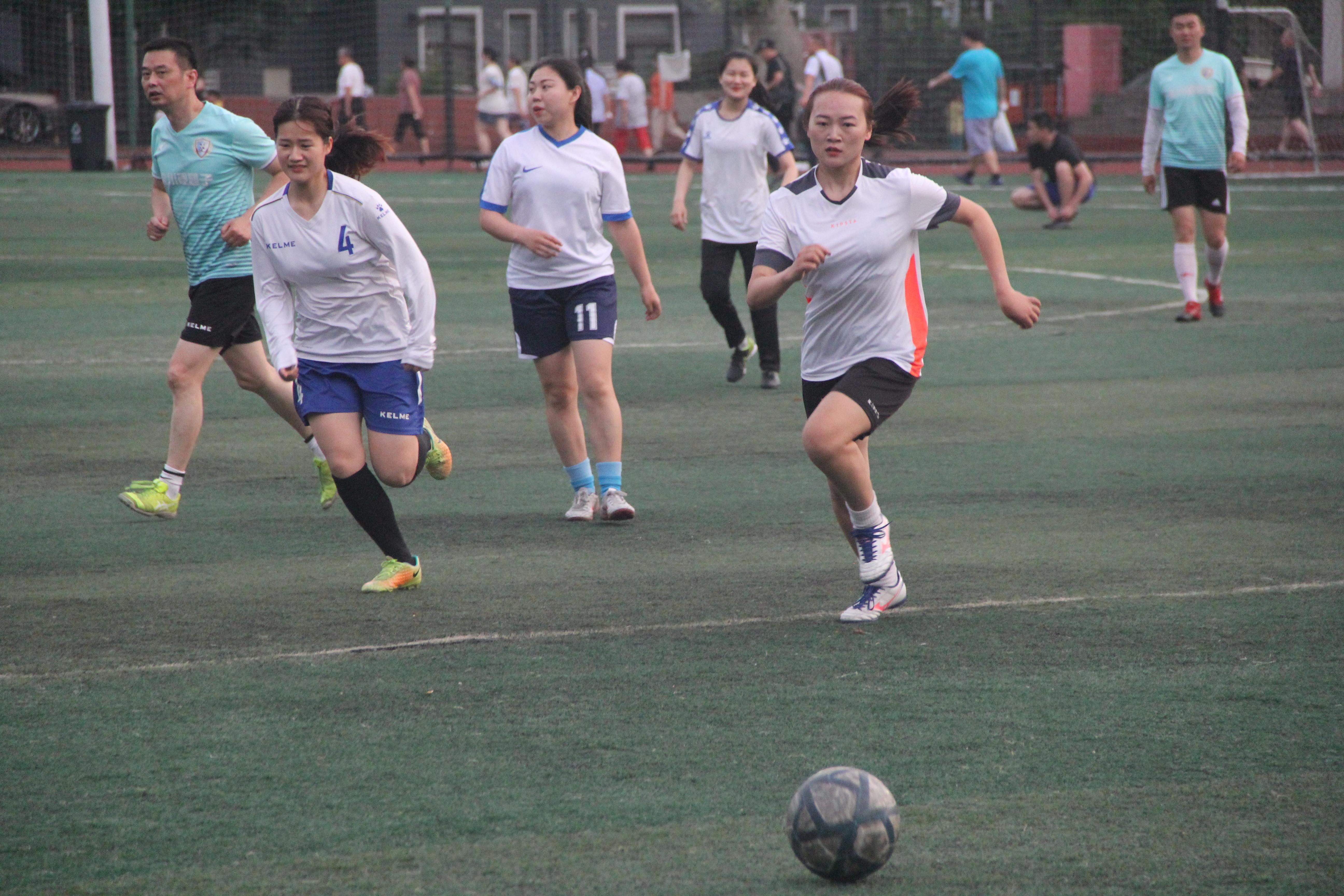 江苏女子篮球队首发,江苏有女足球队吗