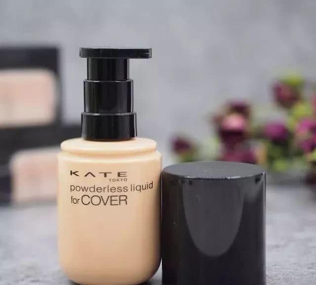 最好用最持久不会脱妆的粉底液,粉底液不暗沉不脱妆不卡粉推荐