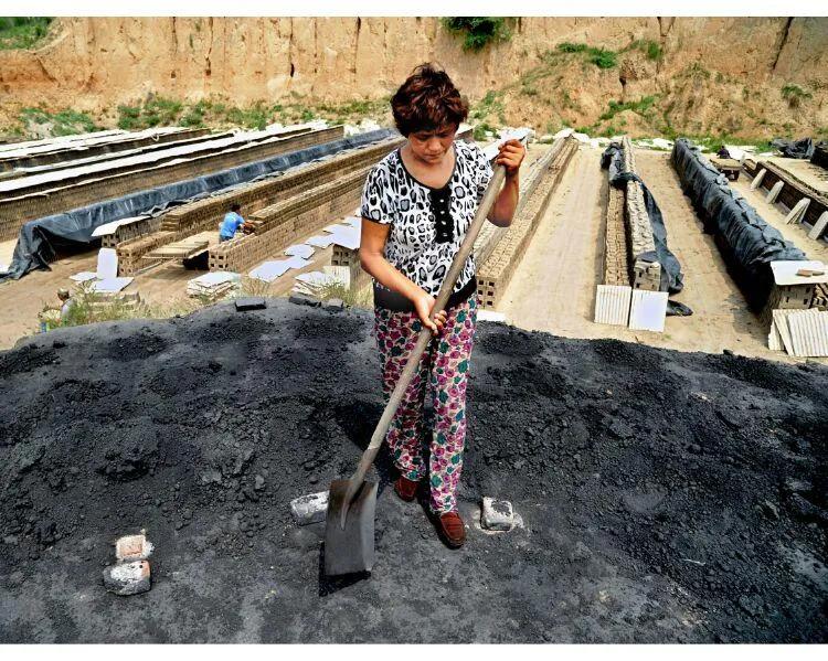 夫妻烧烤店打工一个月能赚多少,夫妻烧烤店收入十几万