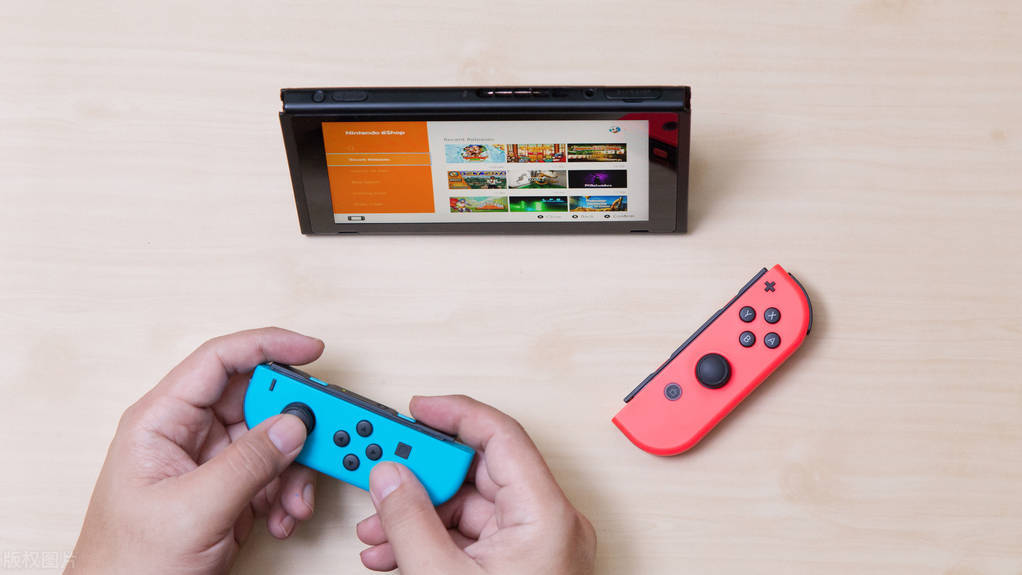 20岁少女自述：虽然他比我大20岁，但他做的这件事让我心动