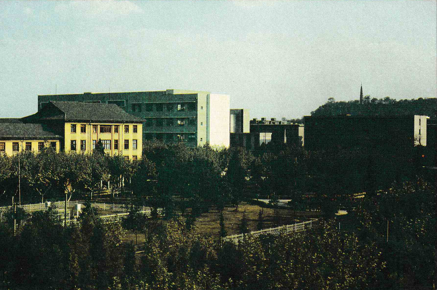 浙江大学明信片怎么写,浙江大学介绍明信片