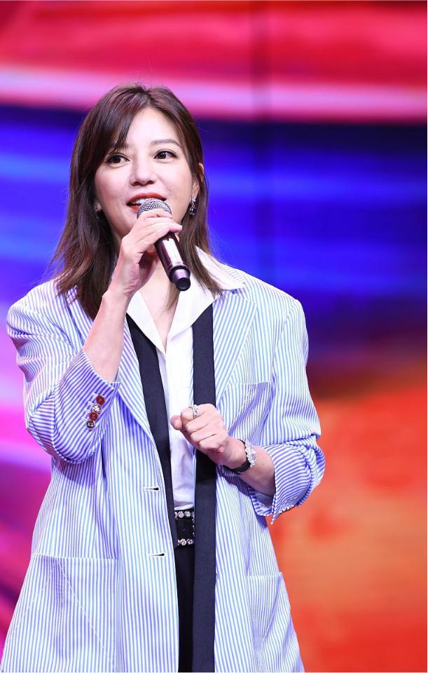 赵薇英伦风,复古英伦风中性高级感穿搭