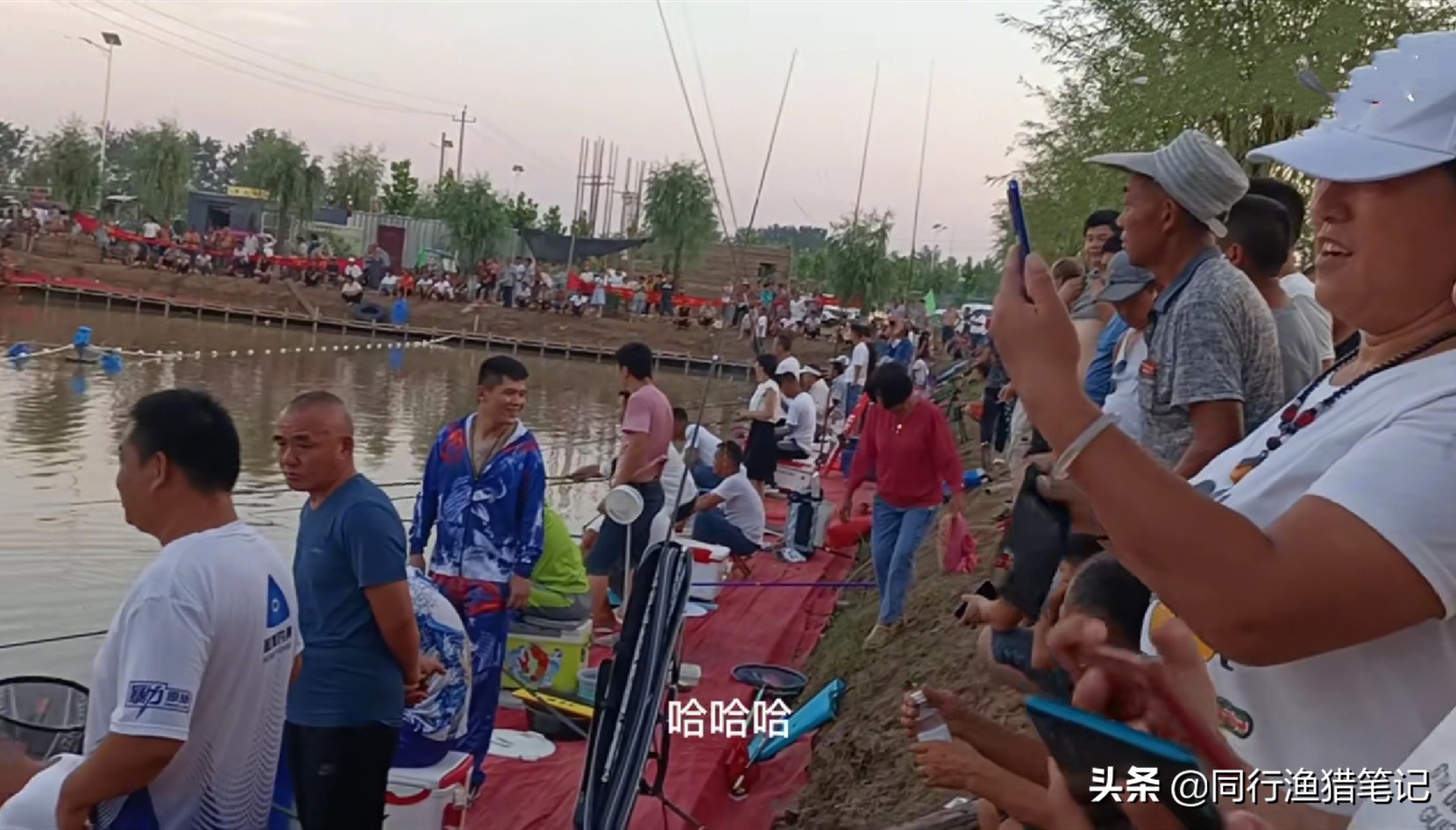 大衣哥钓鱼,大衣哥农场钓鱼