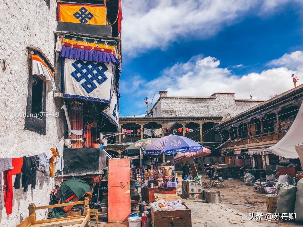 拉萨最隐秘的古寺：与大昭寺一墙之隔，允许拍照，收费10元