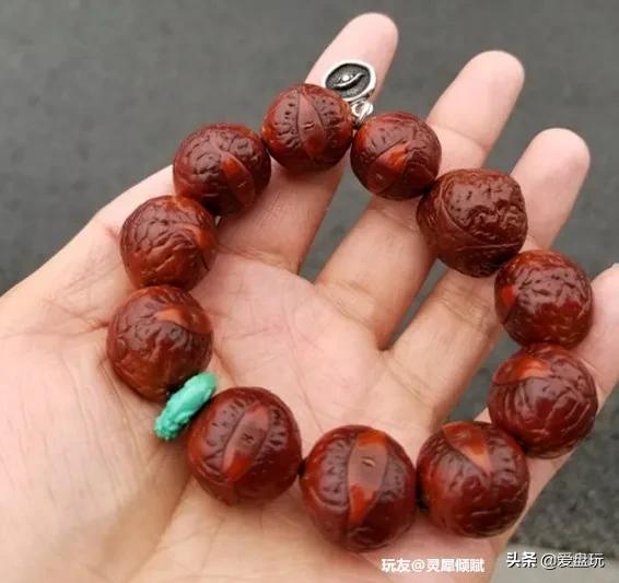 喂，你盘得最牛气的手串，现在怎样了？