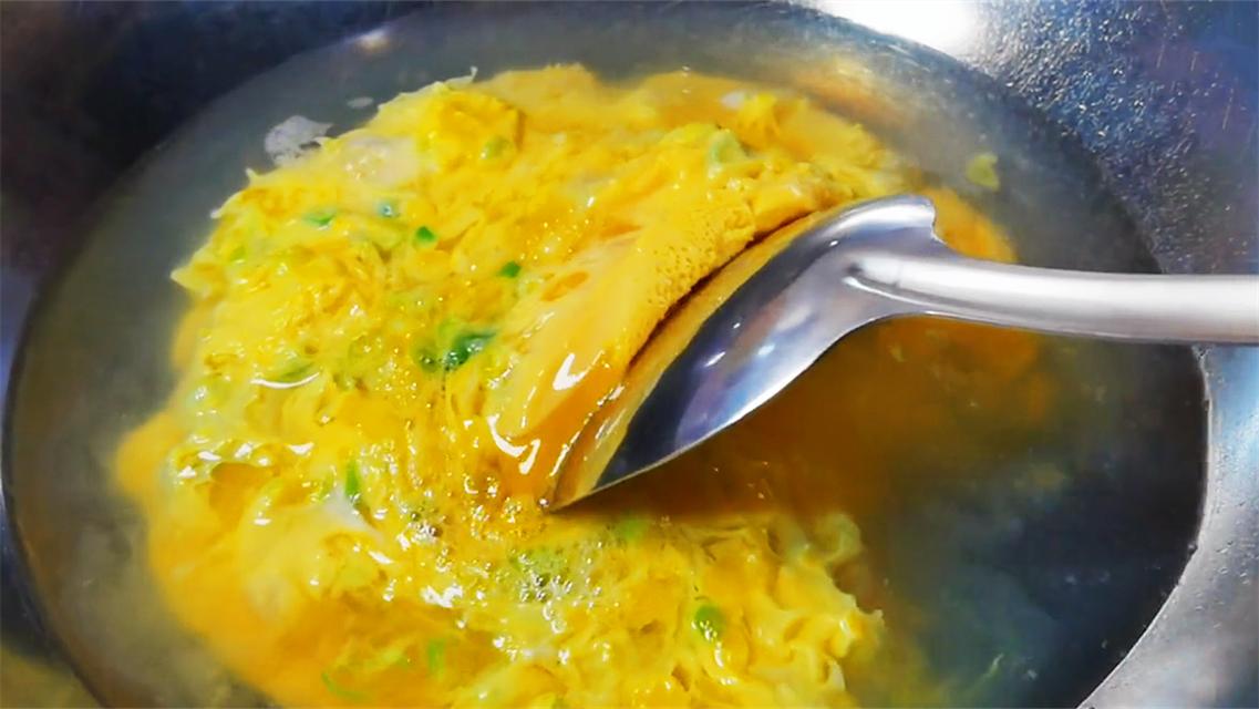 孩子不爱吃鸡蛋早餐怎么做才好吃,孩子吃鸡蛋的好吃做法视频