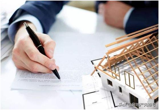 租客赖着不走算私闯民宅吗,租客欠房租还不搬怎么办