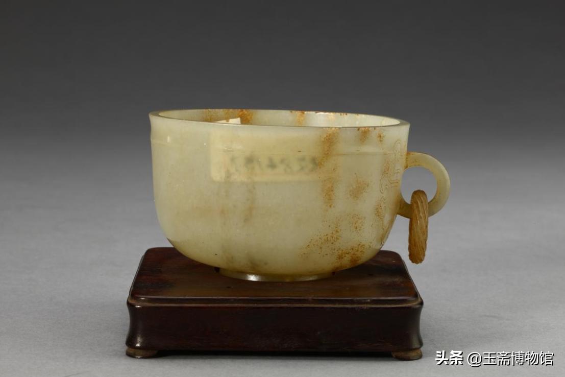 有火痕是假古玉？无沁色者非古玉？此文告诉你古玉捡漏的正确姿势