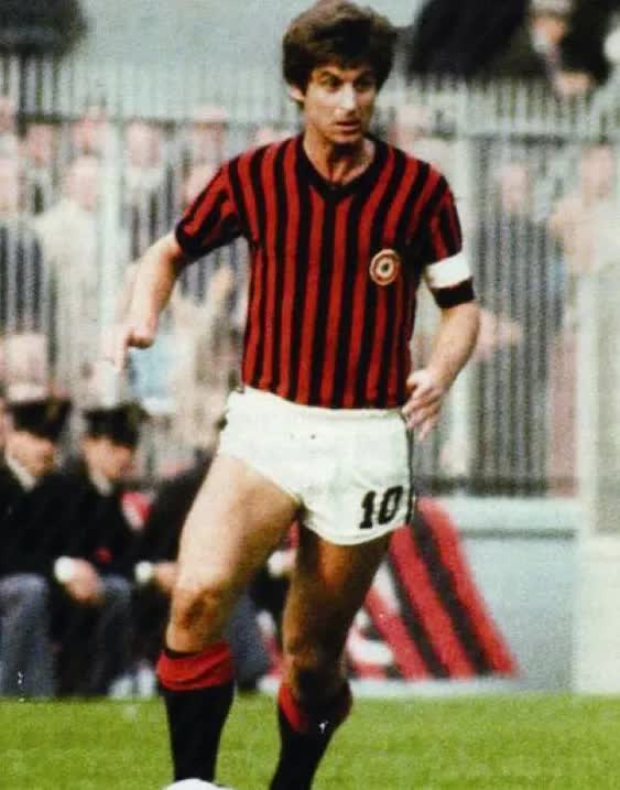 ac米兰红黑什么意思,红黑军团ac米兰后防那么强吗